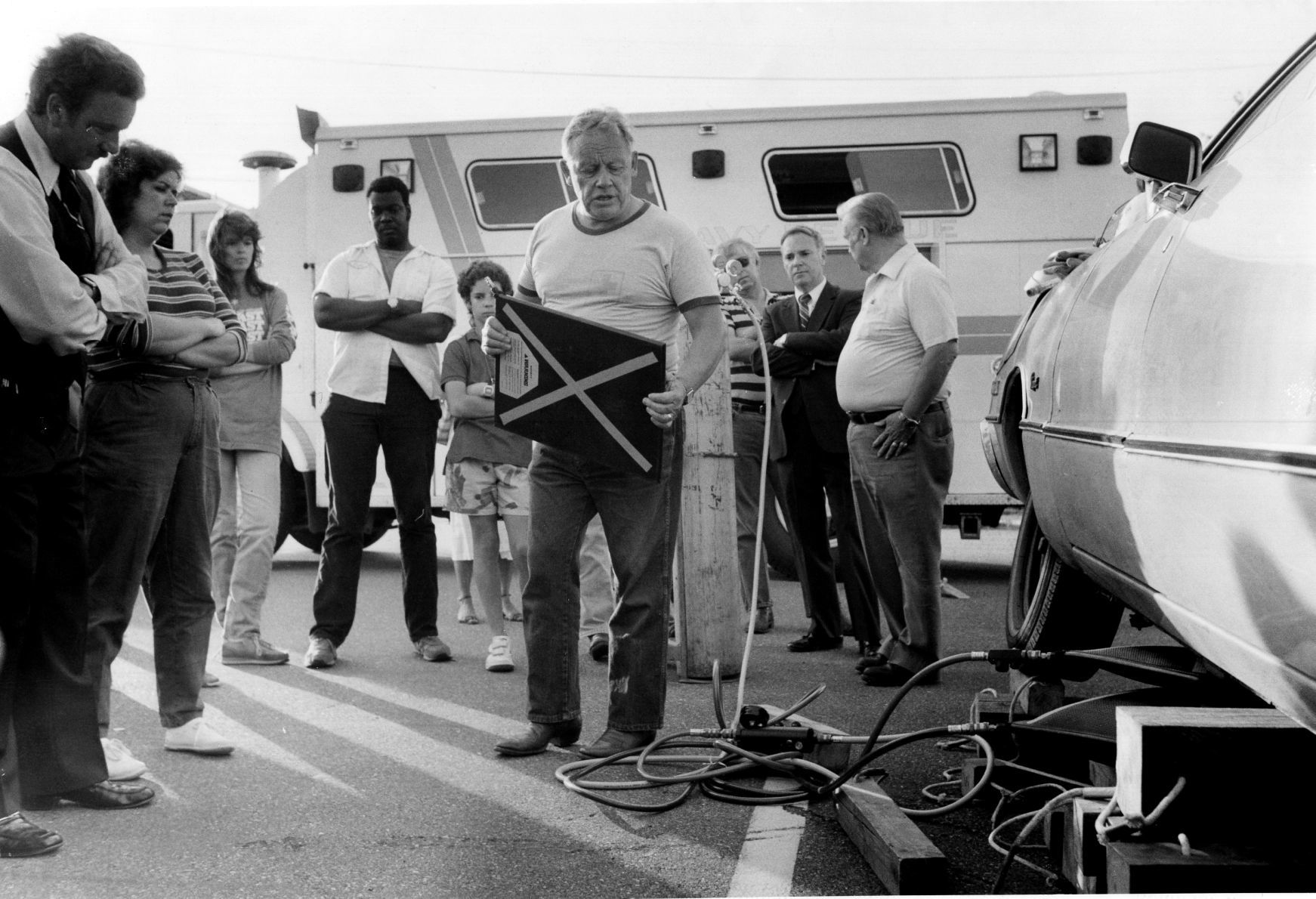 1985-05-07 - Rescue equipment